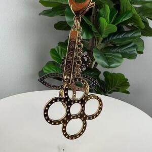 💎✨ Authentic Louis Vuitton tapage bag Charm Gold